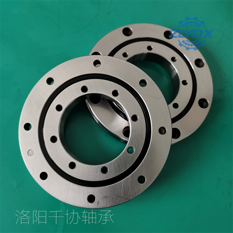 ZLYQX：交叉滚子轴承优点有哪些