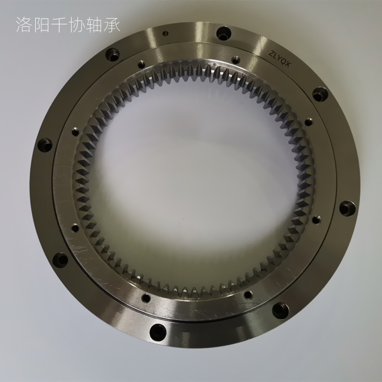 [ZLYQX]讲解拆卸转盘轴承前的准备，和拆卸方法？