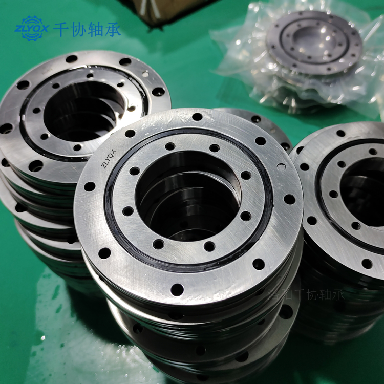 交叉滚子轴承的构造原理剖析